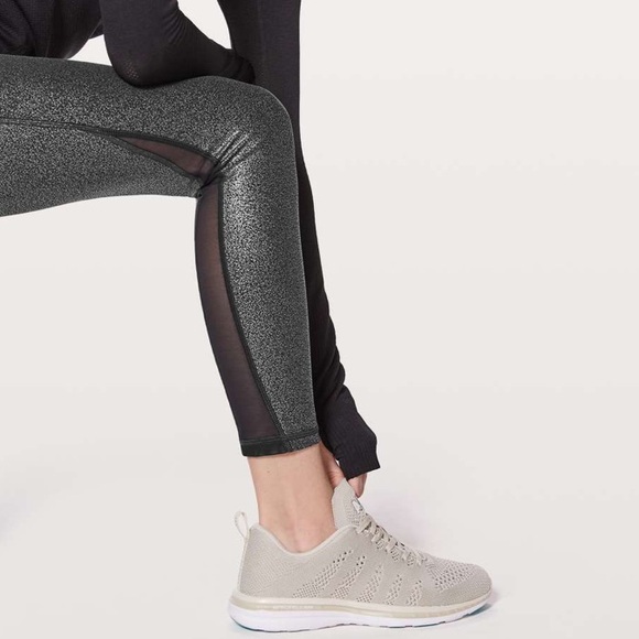 Lululemon Train Times 7/8 Pant *25"
Luminosity Foil Print Black Silver / Black - Picture 10 of 12